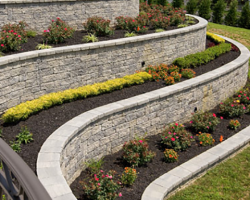 6 Advantages of Having a Retaining Wall